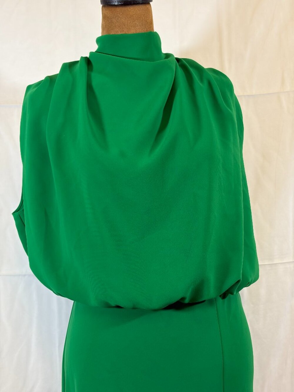 Amanda Uprichard Green Maxi Dress Cape Sleeve Tie Back Slit Sz M